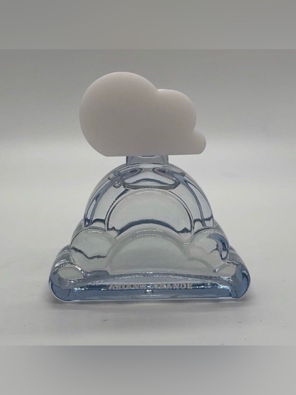New! Ariana Grande Cloud
